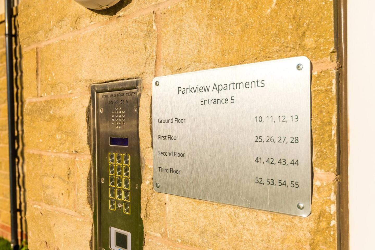 Stunning 2Bedroom 2Bathroom Apt With Parking Space Sheffield Dış mekan fotoğraf